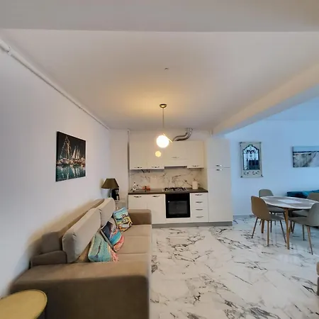 Escape Apartment